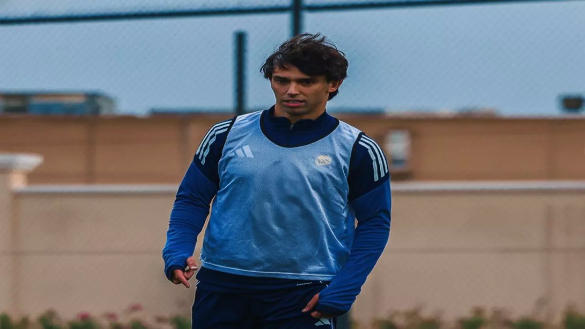 صادم: فيليكس يصبح مليونيراً من شعار بحرفين فقط - ميزونو تكشف السر وراء صفقة الـ340 يورو!