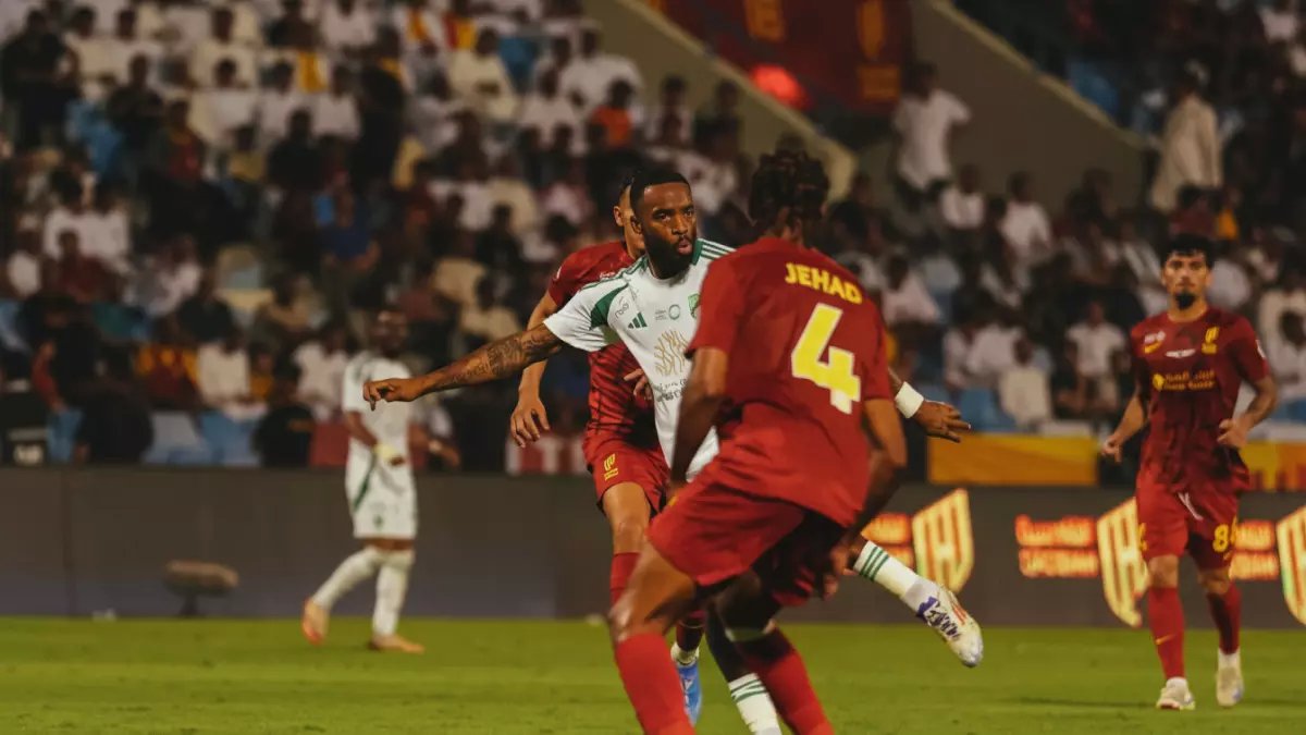 عاجل: مواجهة تاريخية تحدد مصير الدوري السعودي.. الأهلي يواجه القادسية بـ11 انتصار من 15 مباراة!