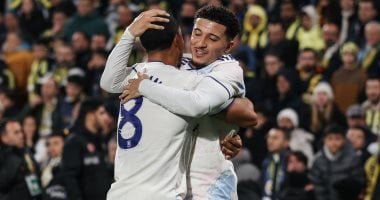 أستون فيلا يتحدى ليل في مواجهة ثأرية بالدوري الأوروبي