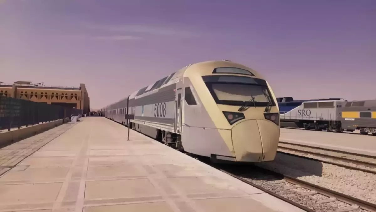 ماذا تفعل عندما تتوقف أحدث تقنياتك عن العمل؟... الشركة السعودية للخطوط الحديدية أنقذت 32 ألف راكب بهذا السر