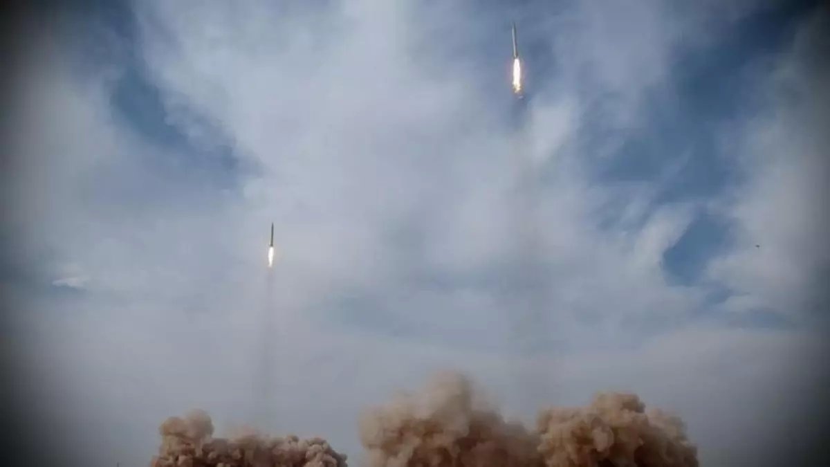 عاجل: إيران تهدد بإغلاق جميع موانئ الخليج... والحرس الثوري يسيطر على الممر الاستراتيجي!