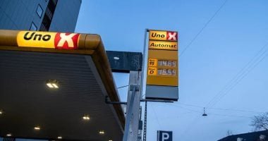 أزمة الطاقة العالمية تدفع الدنمارك لمناشدة مواطنيها تقليل استخدام السيارات