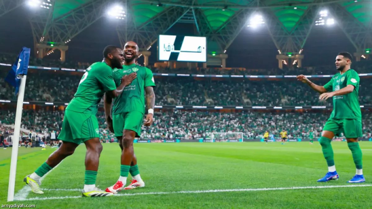 عاجل: لجنة الانضباط تبرئ نجم الأهلي من اتهامات الاتحاد الخطيرة... قرار يشعل الجدل!