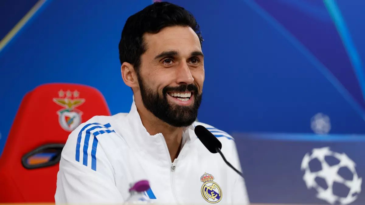 شاهد: مدرب ريال مدريد يُقامر بشجاعة جنونية أمام مانشستر سيتي - مخاطرة تاريخية تهز عرش أوروبا!