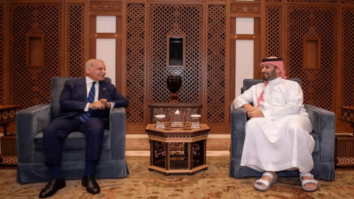 عاجل: ولي العهد يكشف خطة سرية مع باكستان لمواجهة التصعيد العسكري الخطير!