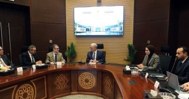 نائب رئيس الوزراء يبحث مع وفد البنك الدولى إطلاق آلية لضمان مخاطر تمويل مشروعات البنية التحتية