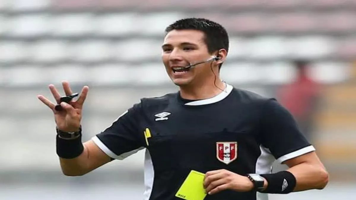 عاجل: الحكم البيروفي "صاحب الـ114 بطاقة حمراء" يدير صراع الأهلي والقادسية الليلة!