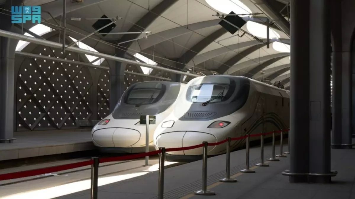 عاجل: قطار الحرمين يضاعف رحلاته إلى 140 يومياً - 1.7 مليون مقعد لضيوف الرحمن!