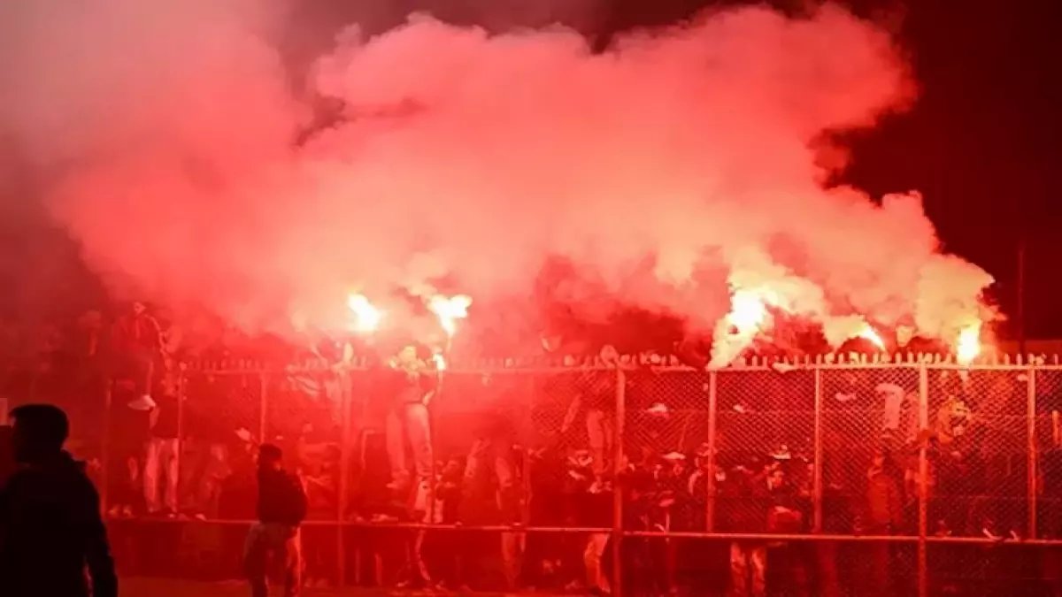 عاجل: الترجي يوجه "تهديداً" صارماً لجماهيره قبل مواجهة الأهلي... هل تخشى الإدارة من "انفجار" المدرجات؟