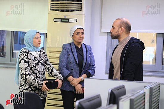 أميرة عصام وهمت سلامة والزميل حسن مجدي