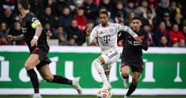 باير ليفركوزن ضد البايرن.. البافاري يتأخر بهدف وطرد جاكسون بالشوط الأول