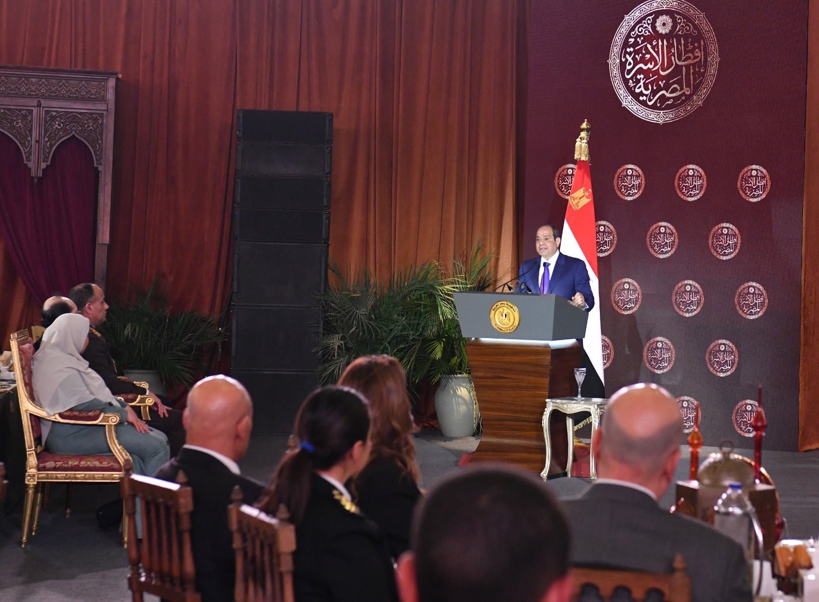 الرئيس عبد الفتاح السيسي، اليوم، في حفل إفطار الأسرة المصرية  (1)