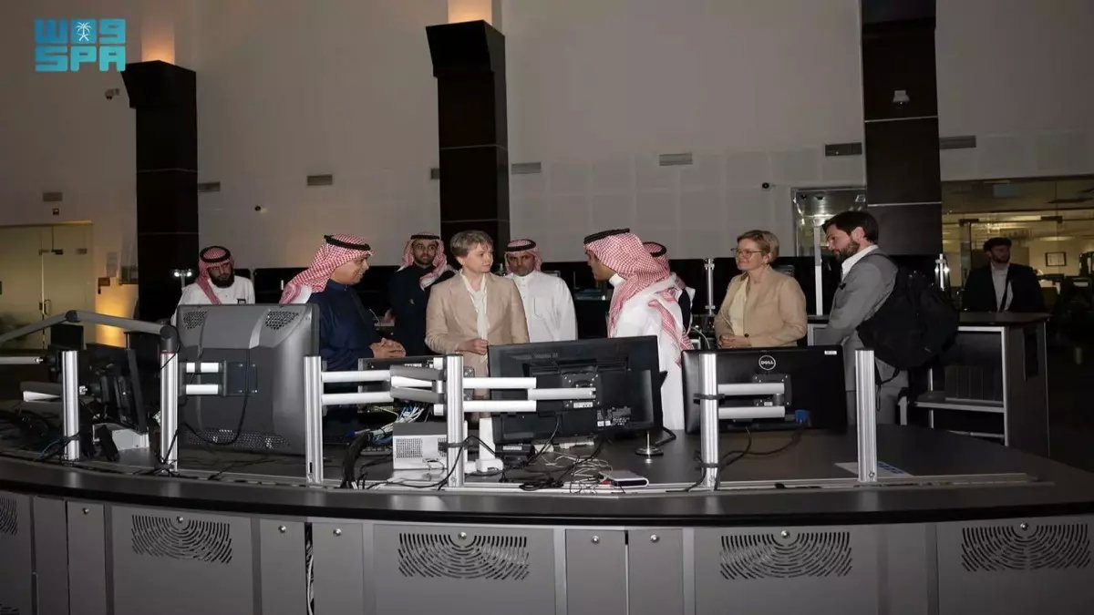 حصري: السعودية تكشف لبريطانيا أسرار إدارة 3 ملايين رحلة سنوياً... تقنيات متقدمة تُدار بأيدٍ سعودية 100%!