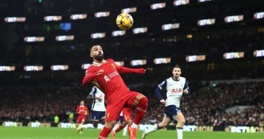 محمد صلاح يبحث عن هوايته المفضلة فى قمة ليفربول وتوتنهام الليلة