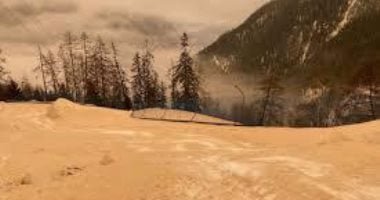 المطر الدموى.. ظواهر جوية غير معتادة تضرب جنوب أوروبا