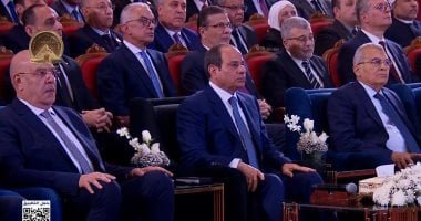 الرئيس السيسى يشاهد عرضًا مصورًا عن برنامج دولة التلاوة خلال حفل ليلة القدر