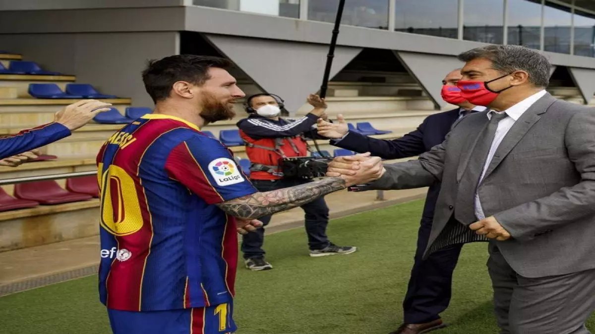 عاجل: لابورتا يفجر مفاجآت تاريخية لبرشلونة... إنهاء كامب نو 2027 وعودة ميسي بطريقة لن تتوقعها!