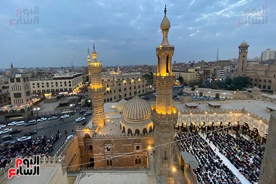 المصلون فى ليلة 27 رمضان