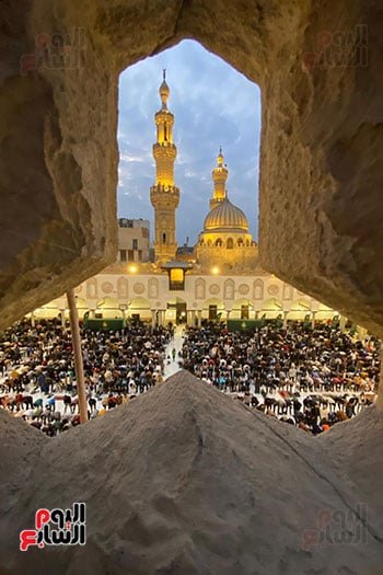 إنارة مسجد الجامع الأزهر ليلة 27 رمضان