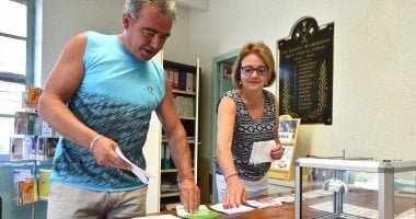 ساعات حاسمة فى انتخابات فرنسا.. تحالفات مرتقبة وصراع محتدم قبل جولة الإعادة