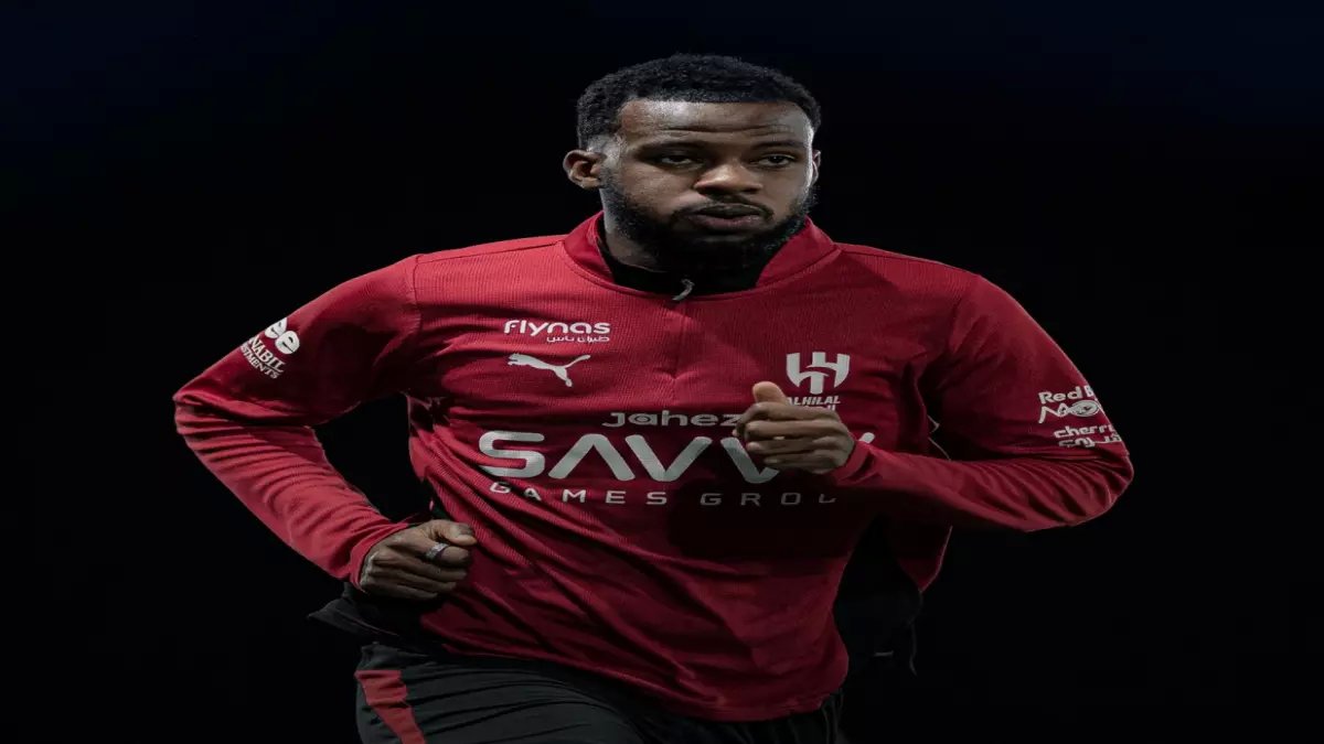 عاجل: حسان تمبكتي يعود للهلال قبل ساعات من كلاسيكو الأهلي... هل سيحسم المعركة؟