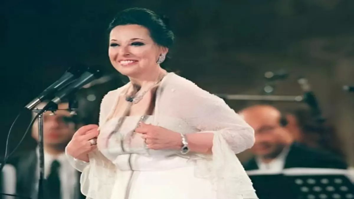 عاجل: نجاة الصغيرة تظهر فجأة بصور مثيرة للجدل... هل خدعنا الذكاء الاصطناعي؟