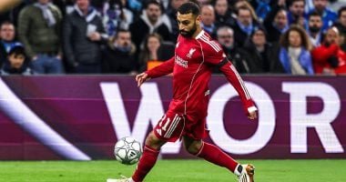 إنجاز تاريخي مزدوج ينتظر محمد صلاح في مباراة ليفربول وجالاتا سراي