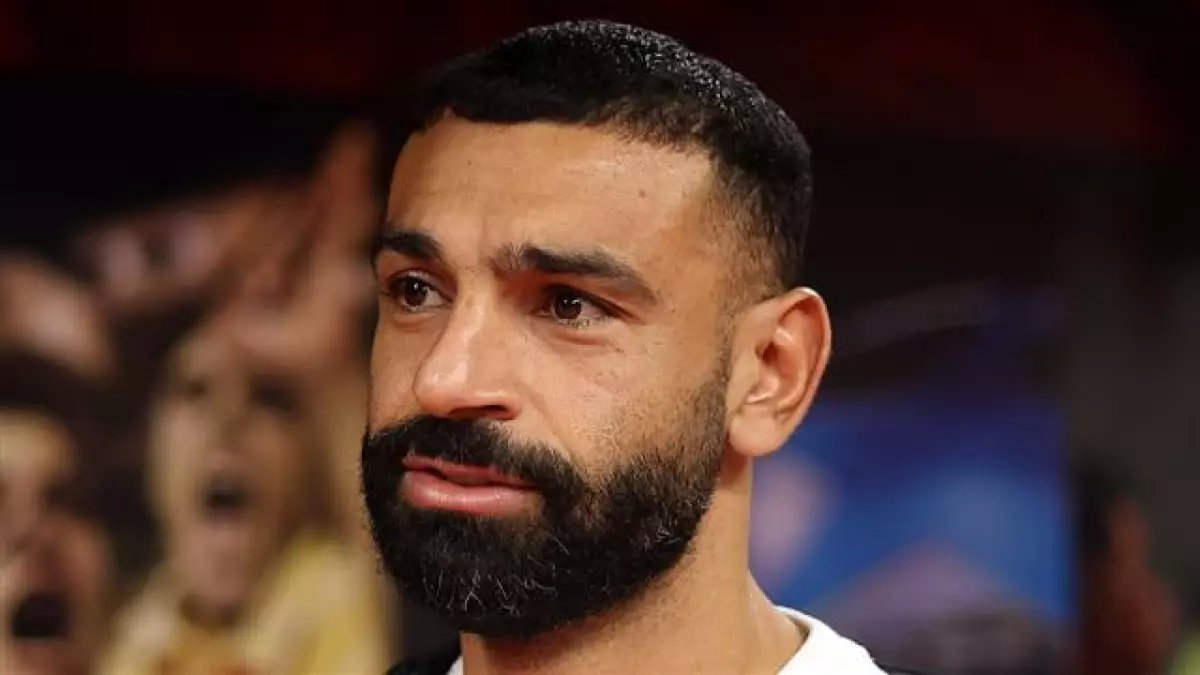 عاجل: محمد صلاح يغادر الملعب... الحقيقة الصادمة وراء خروجه المفاجئ من مباراة جالطة سراي!