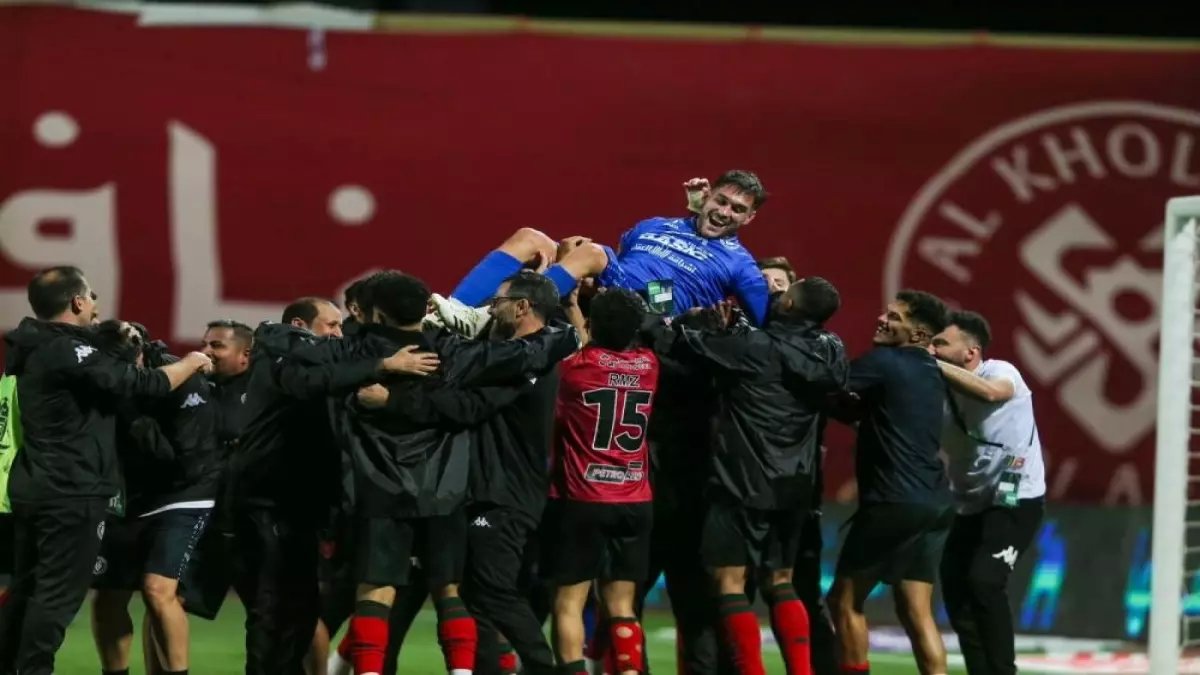 صادم: ركلات الترجيح القاتلة تصنع تاريخاً جنونياً - الهلال والخلود يحققان المستحيل ويلتقيان في نهائي أسطوري!