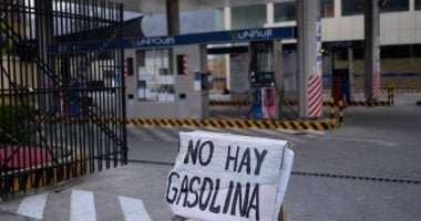 بلومبرج: ارتفاع سعر البنزين فى الولايات المتحدة لأعلى مستوى منذ 2022