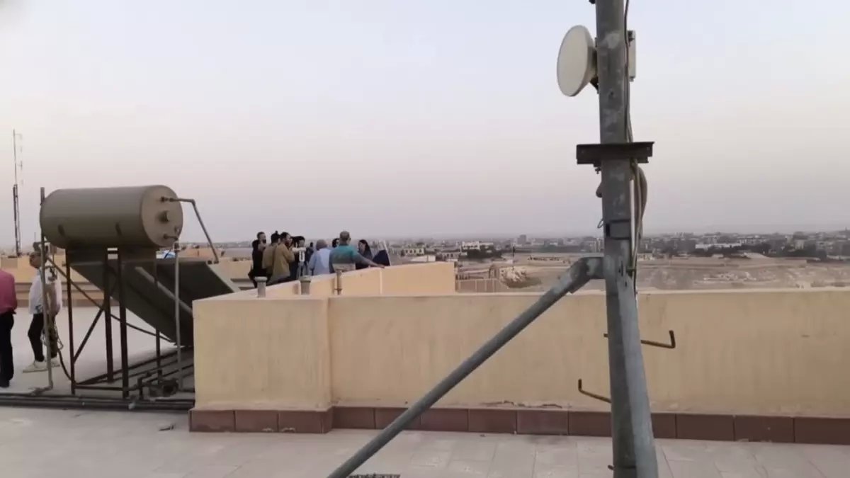 عاجل من مرصد حلوان: الساعات الحاسمة لإعلان عيد الفطر... 37 دقيقة تحدد مصير المصريين!