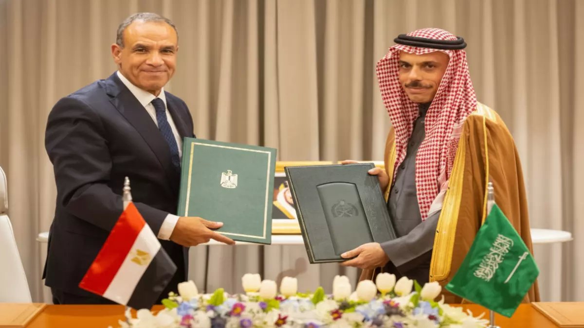 عاجل: اتفاقية تاريخية بين مصر والسعودية لإعفاء 3 أنواع من الجوازات من التأشيرات - تداعيات اقتصادية هائلة!