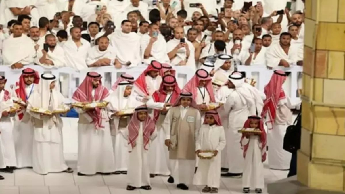 عاجل: خريطة تفصيلية لمواعيد صلاة العيد في السعودية… توقيت مكة والرياض وأهم المناطق على رأس الساعة!