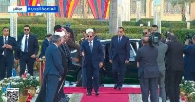 الرئيس السيسي يصل مسجد الفتاح العليم بالعاصمة الجديدة لأداء صلاة عيد الفطر