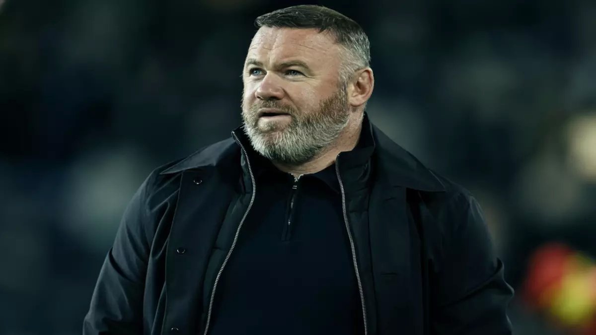 عاجل: واين روني يطلق غضبه على الاتحاد الأفريقي… قرار سحب لقب أمم أفريقيا 2025 من السنغال يصفه بـ"الجنون" ويحبط أسود التيرانجا!