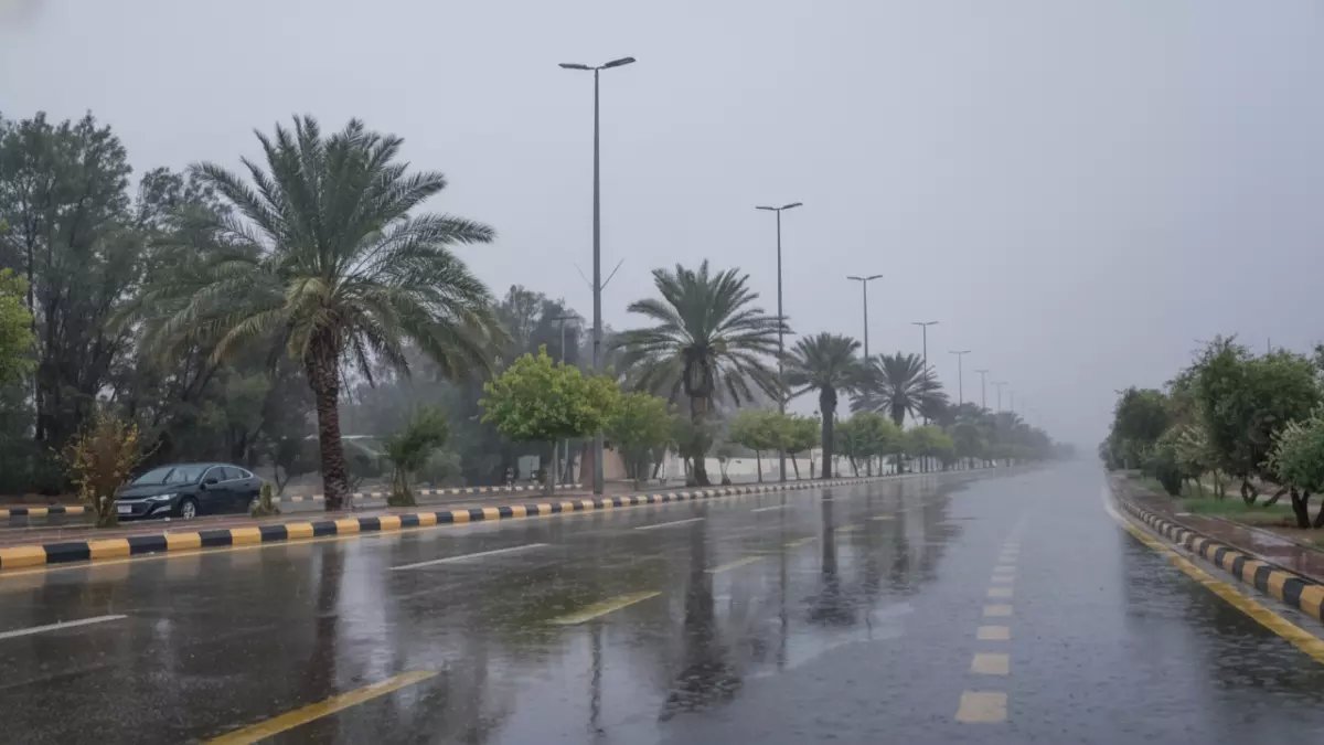 عاجل: "سيول خطيرة" تضرب السعودية أول أيام العيد... الأرصاد تحذر من كارثة محتملة!