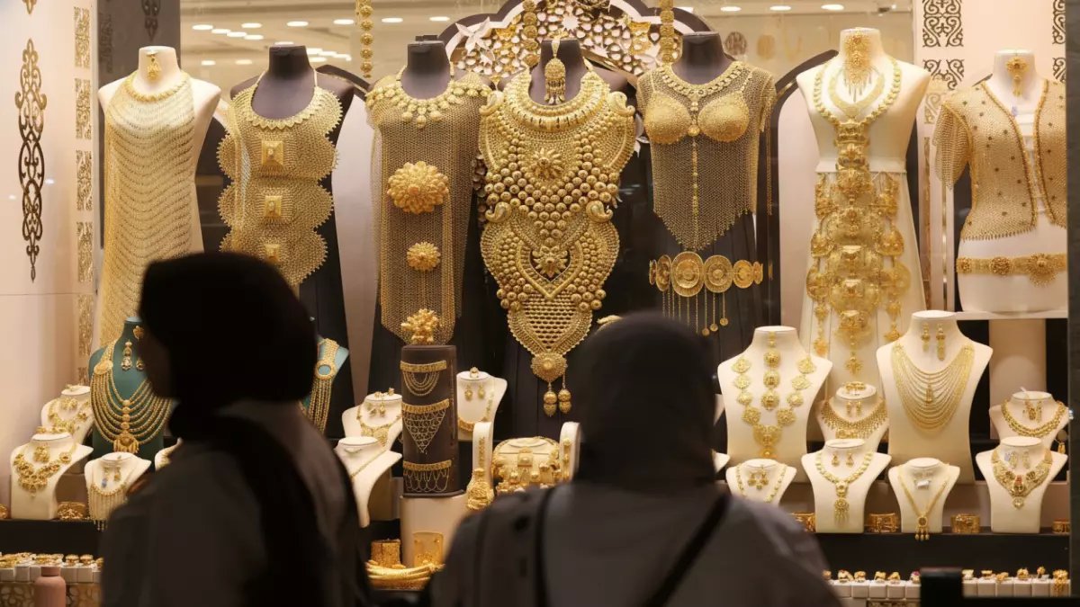 عاجل: انهيار تاريخي للذهب والفضة... الحرب تشعل النفط وتدمر الاستثمارات!