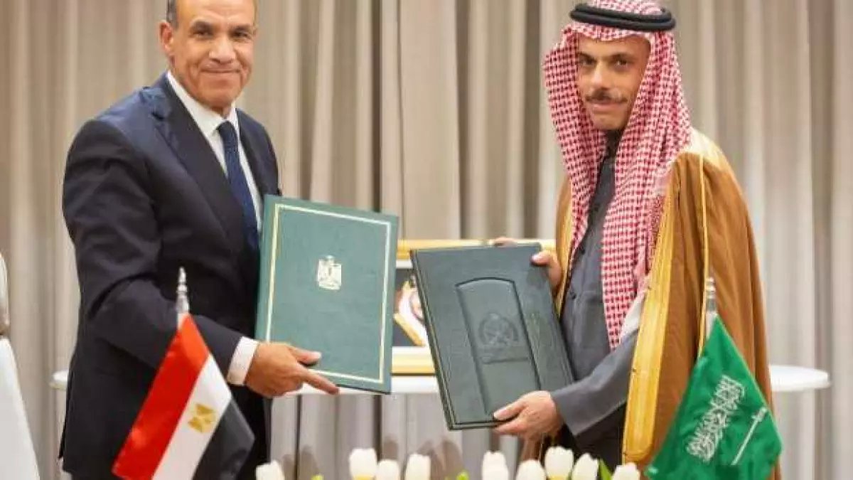 رسمي: السعودية ومصر توقعان اتفاقية تاريخية تُلغي التأشيرات نهائياً - هل ستشمل المواطنين العاديين قريباً؟