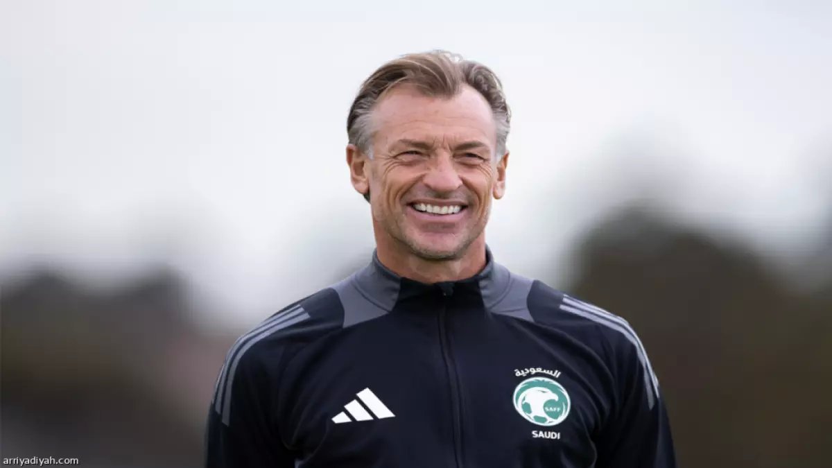 مفاجأة من رينارد.. هكذا يستقبل لاعبي الأخضر مع عودة 'الغائب' بعد 491 يومًا - شاهد ما سيحدث عند الساعة الرابعة!