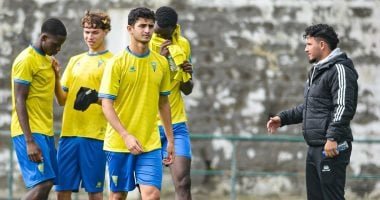 محمد هيثم يسجل هدفين بالكعب ويصنع ثالثا فى فوز إستوريل 7-1 بالدورى البرتغالى