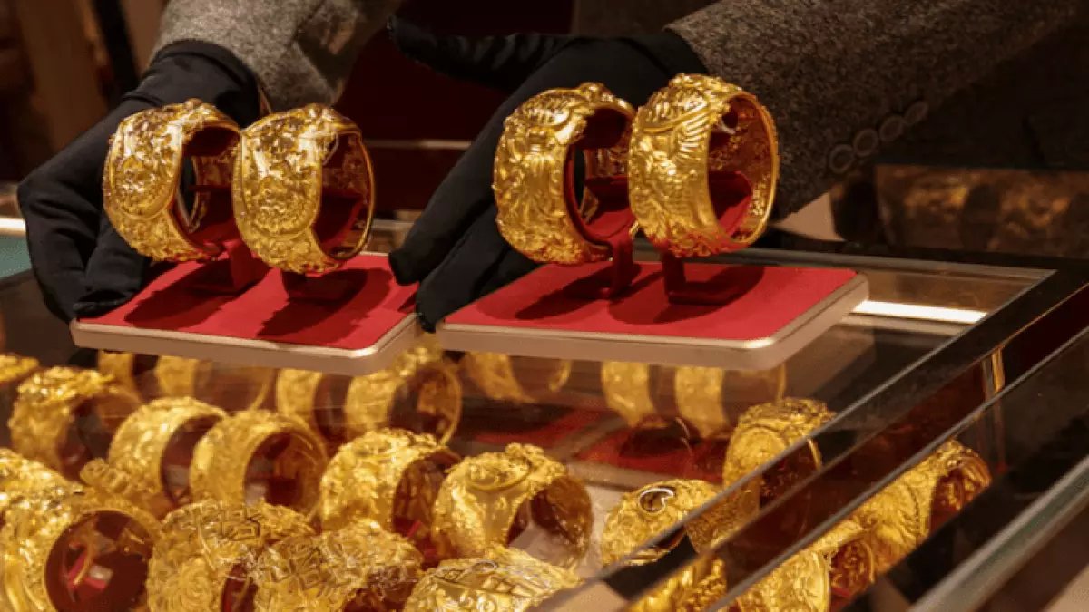 عاجل: انهيار جنوني لأسعار الذهب في مصر... 150 جنيه خصم في يوم واحد - فرصة العمر أم فخ للمستثمرين؟