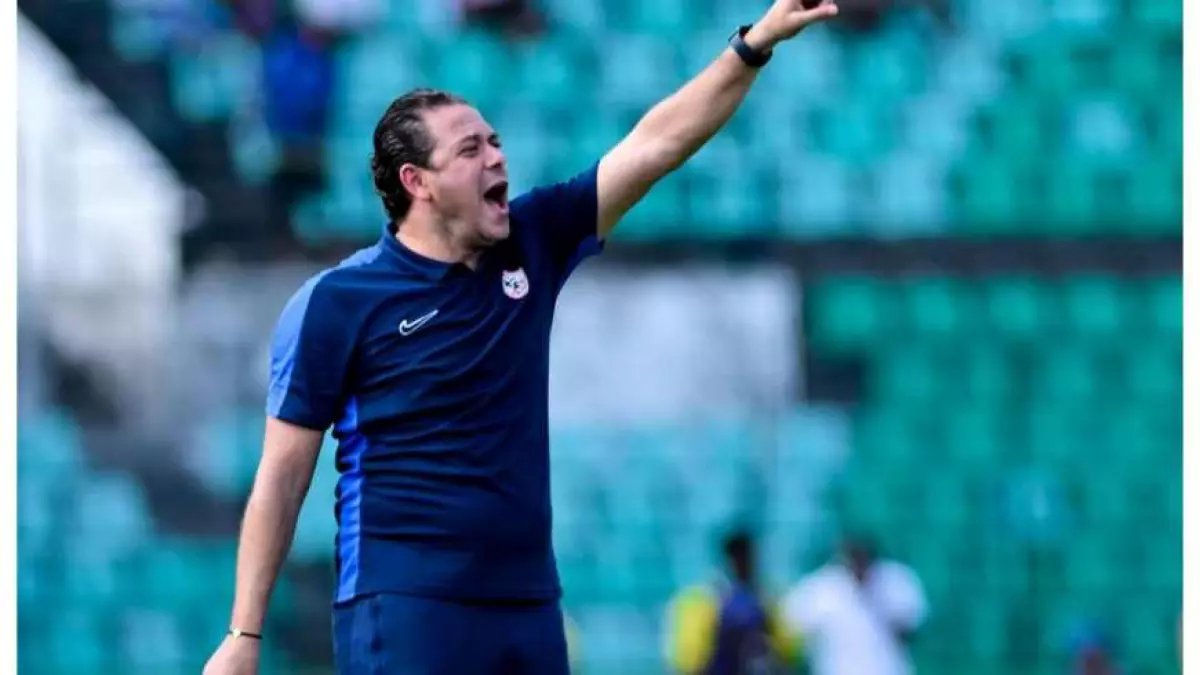 عاجل: الزمالك يصدم الجماهير بتأهل مثير لنصف النهائي رغم طرد الحارس... المواجهة العربية النارية القادمة!