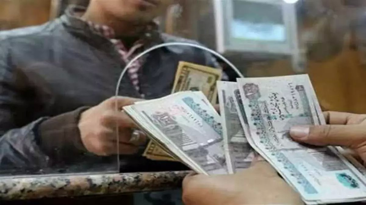 الهيئة القومية للتأمينات الاجتماعية تمحو رقمًا من ذاكرتك المالية منذ 60 عامًا.. شيكات أبريل تحمل 1755 جنيهًا كحد أدنى