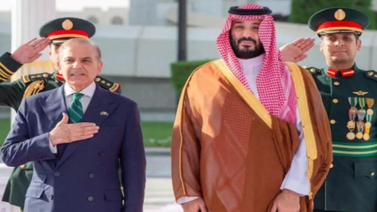 عاجل: باكستان تنشر منظومات دفاع جوي نووية في السعودية... اتفاقية سرية تغير خريطة المنطقة!