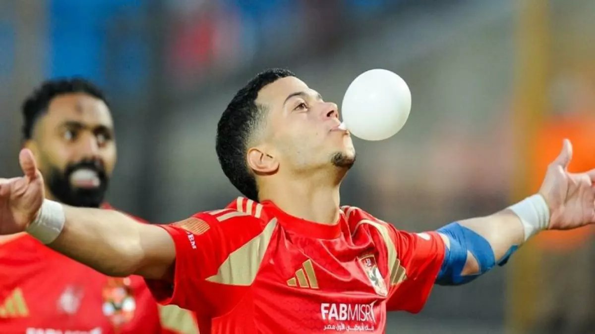 عاجل: الأهلي يستعد لزلزال انتقالات صادم... 10 نجوم مرشحون للرحيل وحقيقة صفقة عاشور المثيرة!