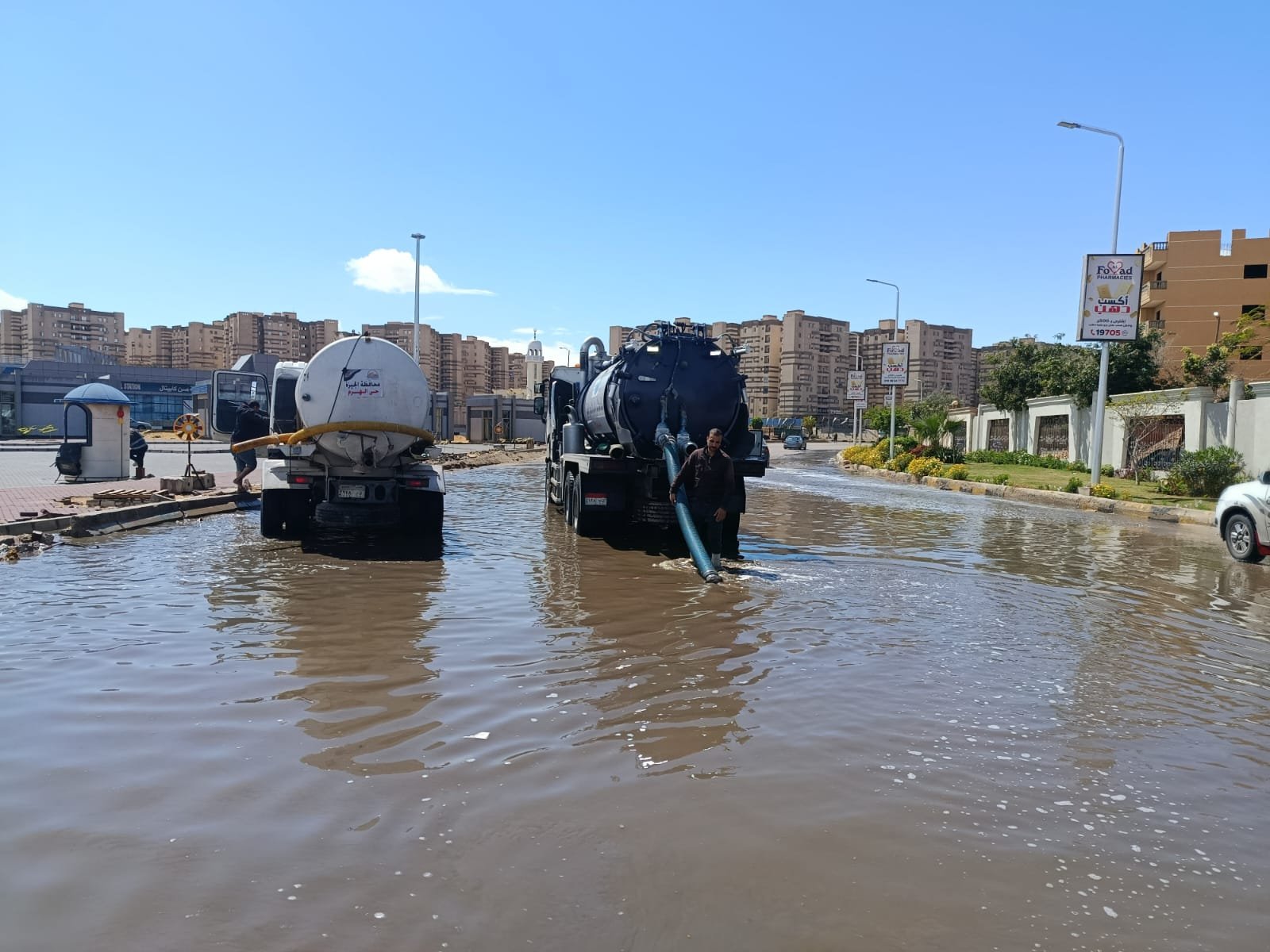 شفط مياه الامطار (20) شفط مياه الامطار (20)