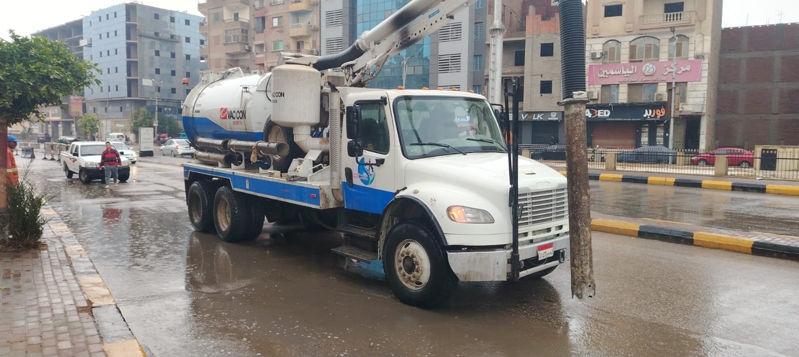 شفط مياه الامطار (27) شفط مياه الامطار (27)