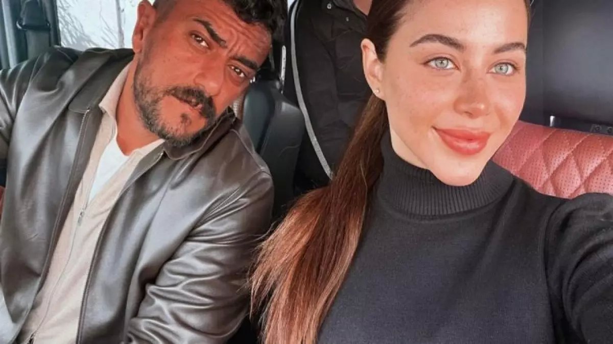 أحمد العوضي يفجر مفاجأة: "يارا السكري شمسها حامية"... المعنى الصادم الذي كشفه لأول مرة!