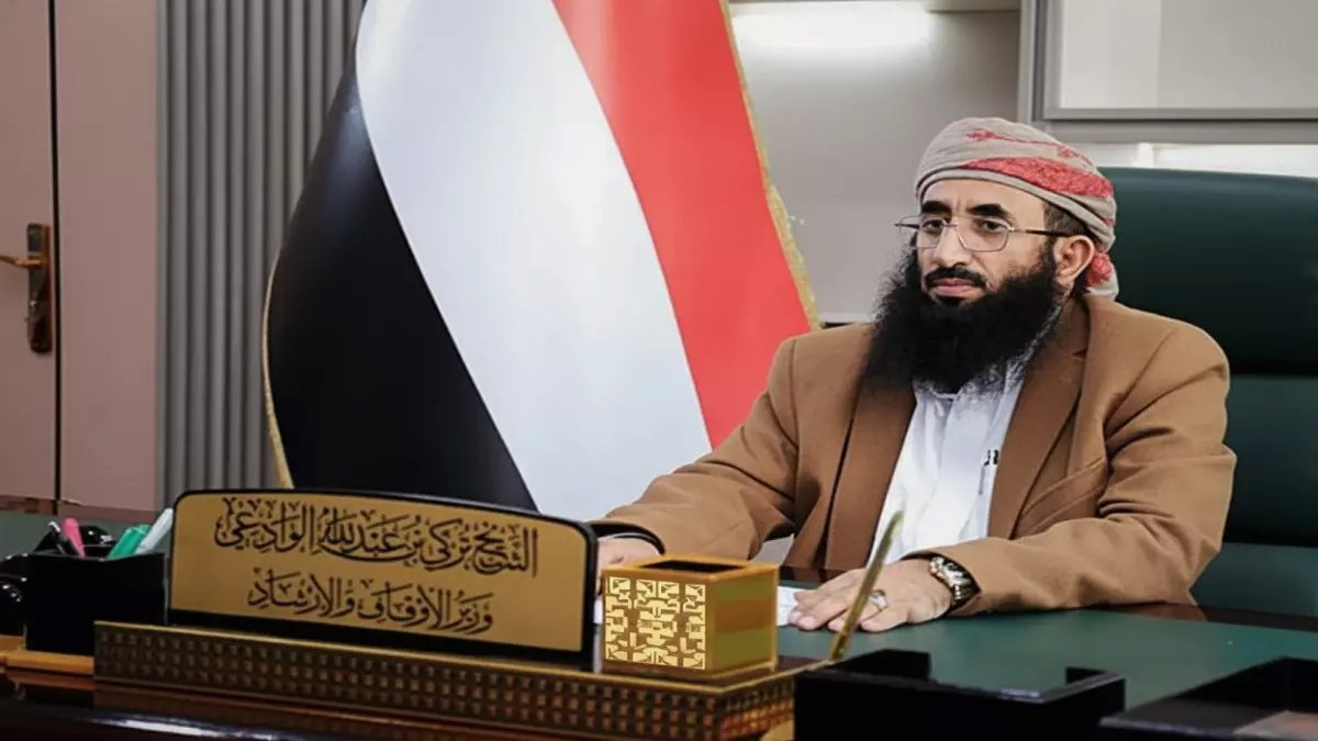 عاجل: وزير الأوقاف يفجر مفاجأة صادمة - "الفساد الإداري خيانة عظمى تهدد استقرار المجتمع"... والحل الذي يخفيه الجميع!