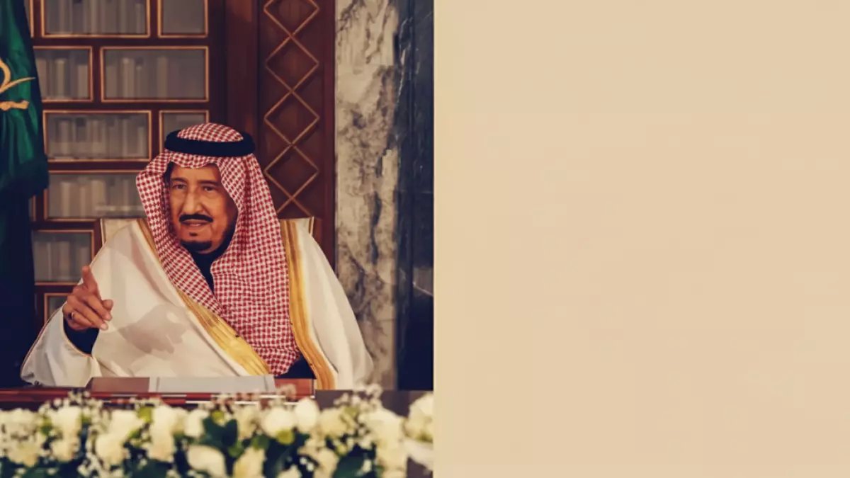 العمر الذي أصبح كنزاً.. كيف حوّل الأمر الملكي سن ٦٥ إلى سلاح استراتيجي لإنقاذ التعليم